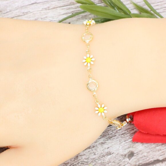 "Trendy Bracelet for Girls & Women – Cute, Adjustable & Gift-Ready | MLCRC1185 - Picture 9 of 10